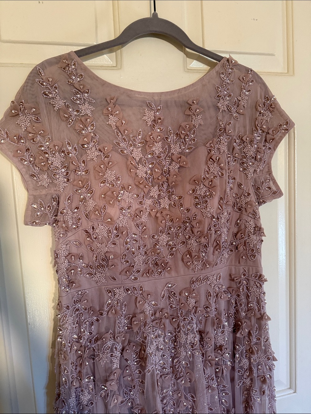 MAC DUGGAL
Pink Floral Embellished Cap Sleeve Gown - Picture 5 of 12